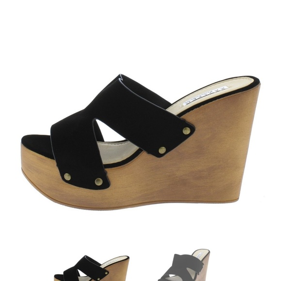 LAST 1! HOST PICK!🎉 Black Faux Suede Wedges - Picture 2 of 7